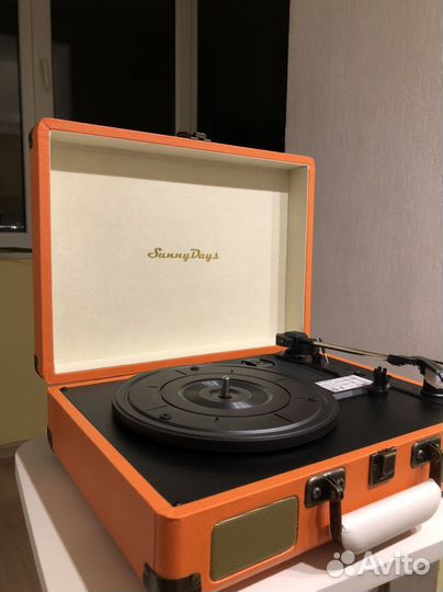 Проигрыватель виниловых дисков SunnyDays