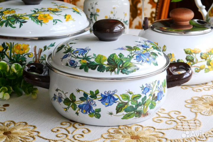 Эмалированная кастрюля. Botanica Villeoy & Boch