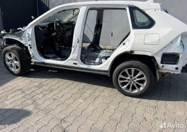 Авто под разбор запчасти Toyota Rav4