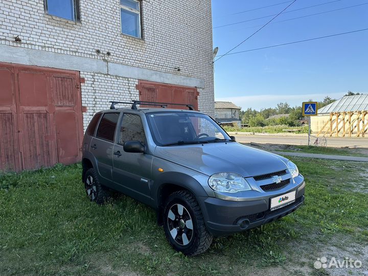 Chevrolet Niva, 2010