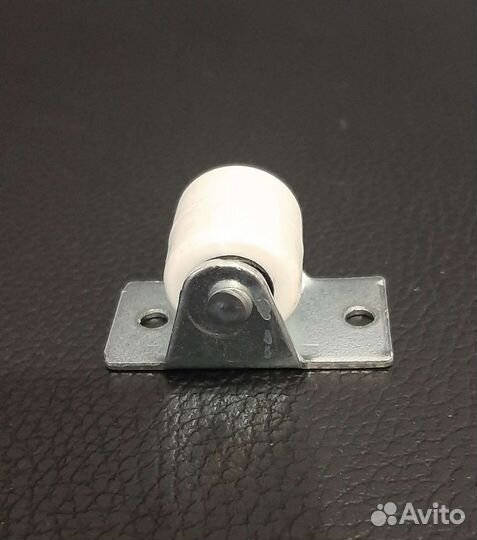 Колесная опора мебельная