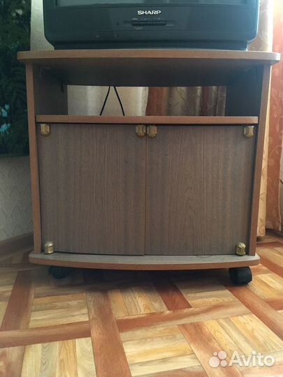 Тумба под телевизор