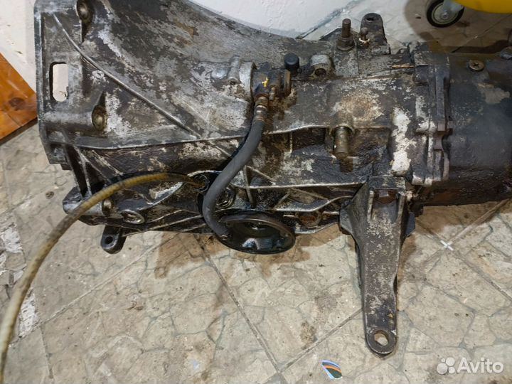 Кпп AAZ Audi 100 C3