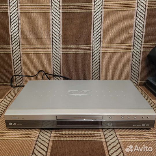 DVD плеер LG