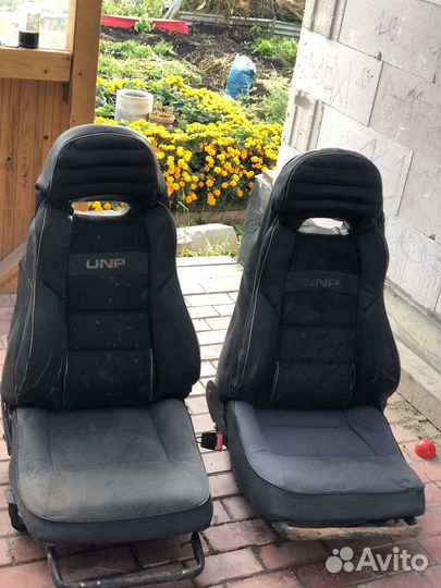 Передние сиденья ваз 2114