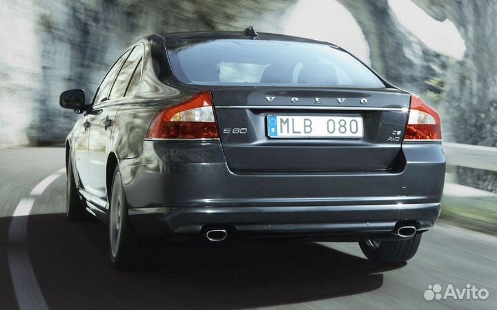 Коллекционная масштабная модель Volvo S80 V8 1:43