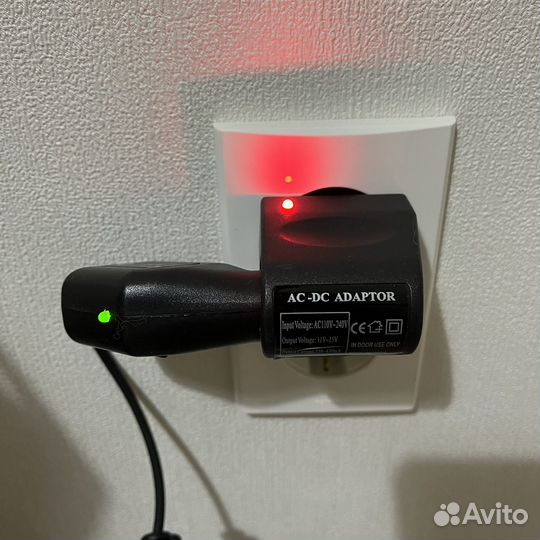 Зарядное устройство на ретро телефон Motorola C350