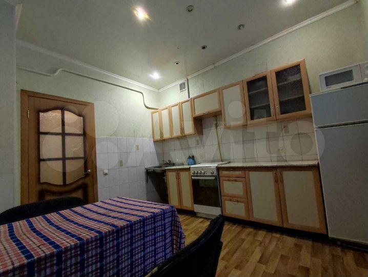 3-к. квартира, 80 м², 2/3 эт.