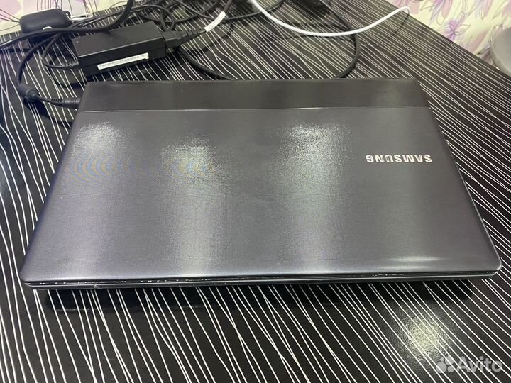 Ноутбук samsung 305e