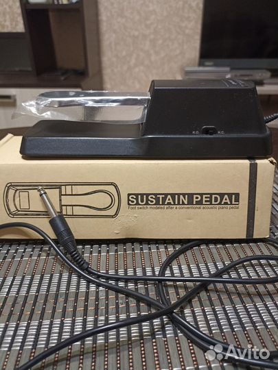 Педаль сустейна