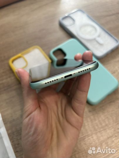 Телефон iPhone 11 128 gb