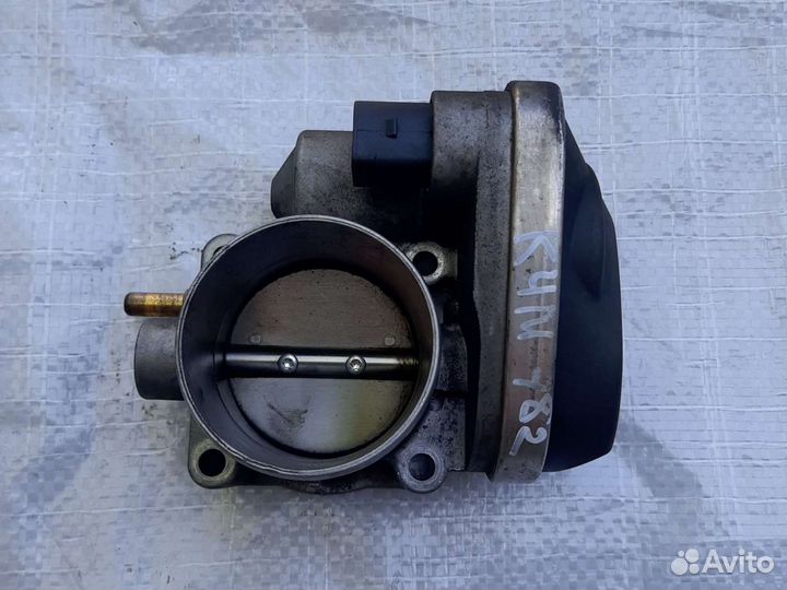 Дроссельная заслонка Renault K4M 1.6 i