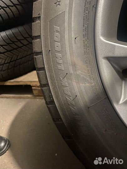 Колеса в сборе с зимней резиной BMW r18