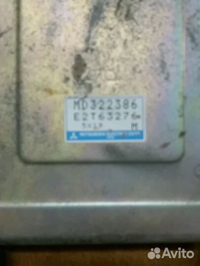 Блок управления двигателем mitsubishi MD322386