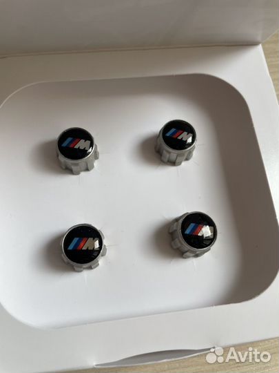 BMW M К-т колпачков для колесных вентилей