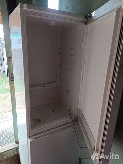 Холодильник на запчасти