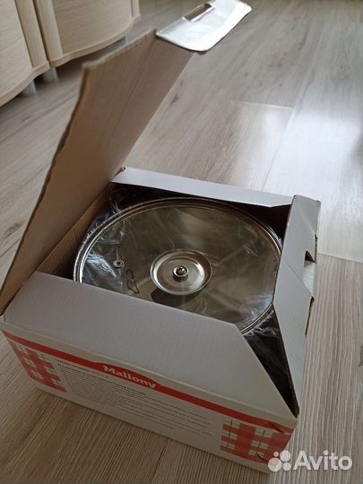 Набор кастрюль новый из нержавеющей стали