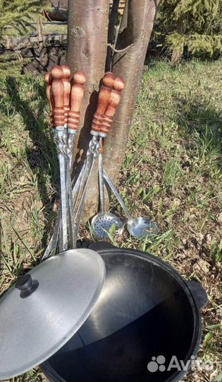 Kaзан чyгунный 12 литpoв