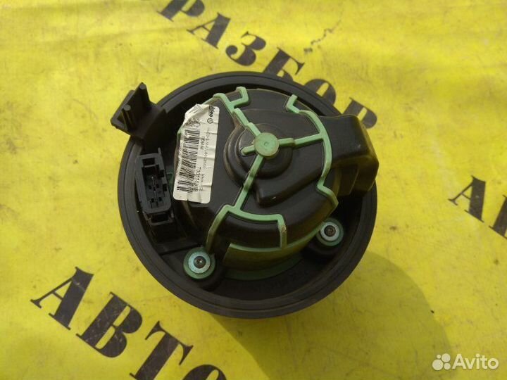 Моторчик печки Citroen C4 2 B7 2011-2016 хэтчбек
