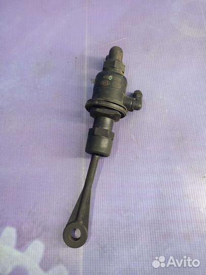 Цилиндр сцепления главный Hyundai Sonata 6 YF