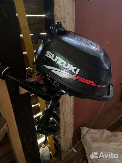 Лодочный мотор