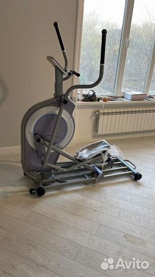 Эллиптический тренажер