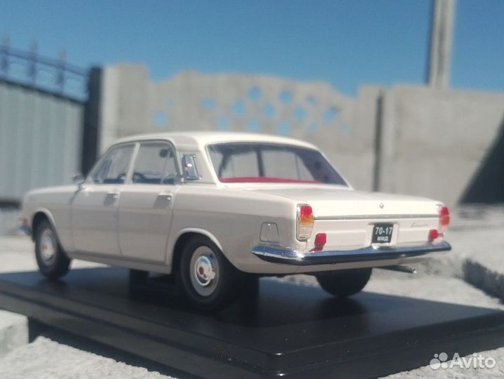 Модель автомобиля Газ 24 Ашет 1:24