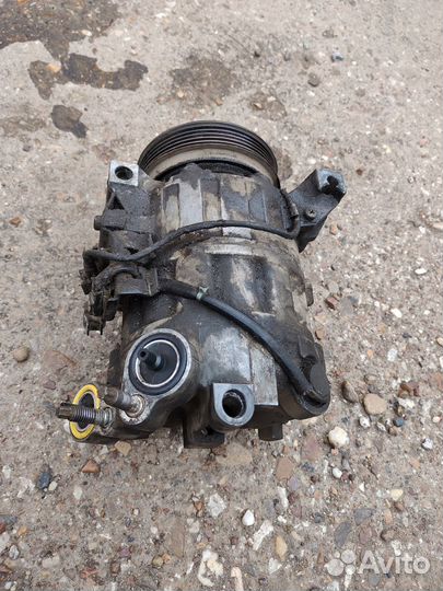 Компрессор кондиционера Volvo - Valeo