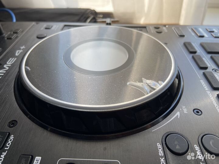 Denon dj Prime 4 plus