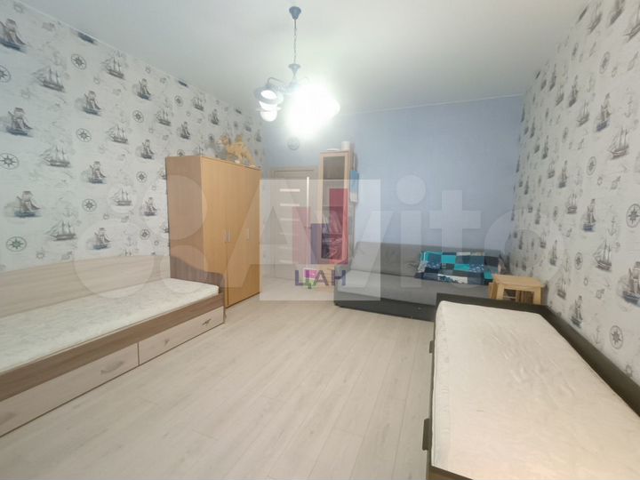 2-к. квартира, 83,2 м², 4/17 эт.