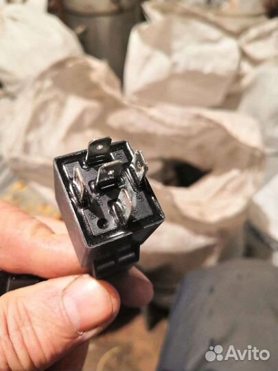 Реле с колодкой