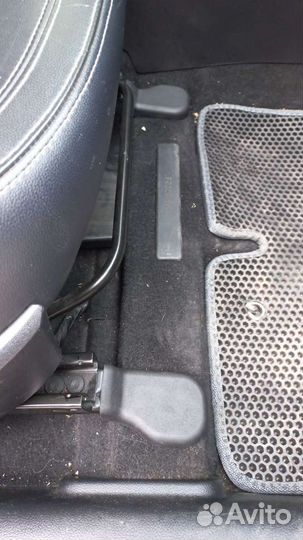 Накладки креплений сидений Киа Спортейдж 3