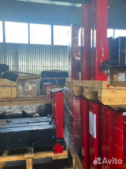 Новое Кму манипулятор новый 8т высота 22м