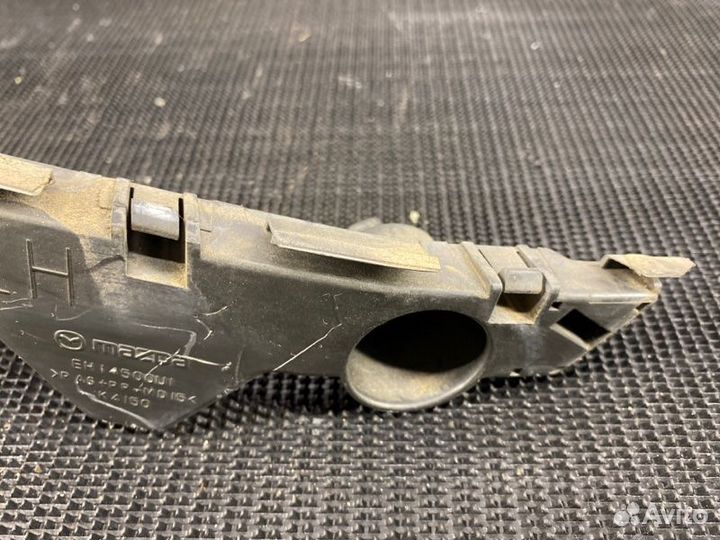 Крепление бампера переднее левое Mazda Cx-7 ER