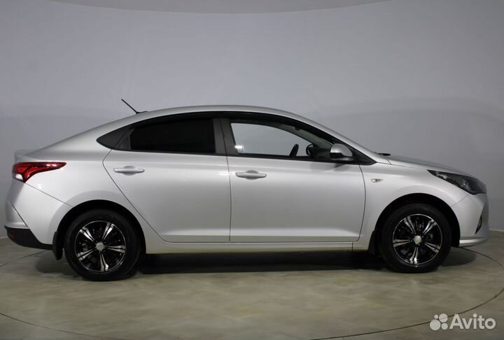 Hyundai Solaris 1.6 МТ, 2021, 25 000 км
