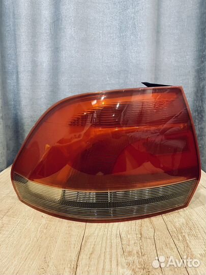 Фональ левый Polo седан