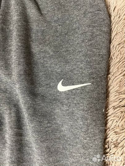 Спортивные штаны nike