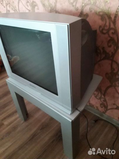 Телевизор samsung с подставкой