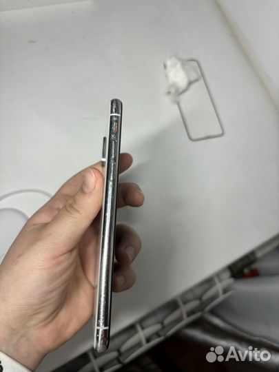 iPhone X, 256 ГБ