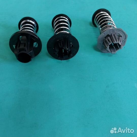 Пружина капота для Mercedes-Benz