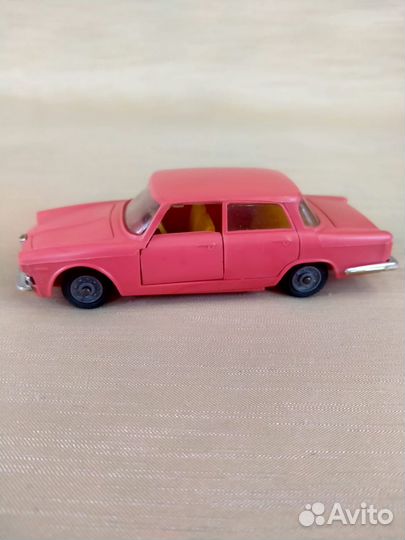 Модель автомобиля Альфа-Ромео 2600