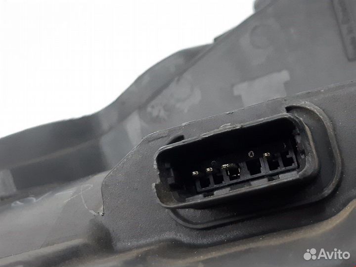 Фара передняя для Renault Modus 7701058174