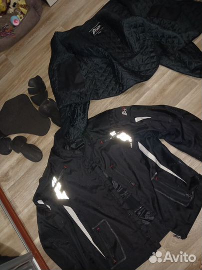 Мотокуртка