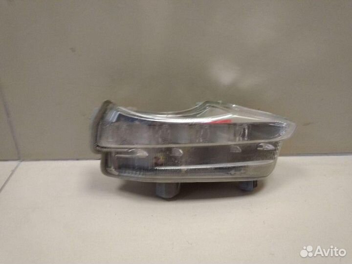 Фара дневного света правая Toyota Highlander