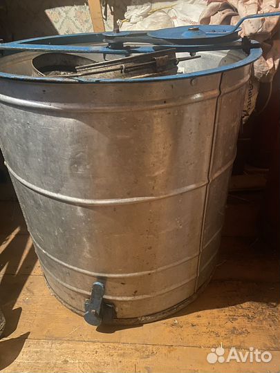 Медогонка 4 рамочная