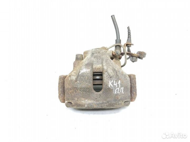 Суппорт тормозной передний правый Audi A4 B6 2001