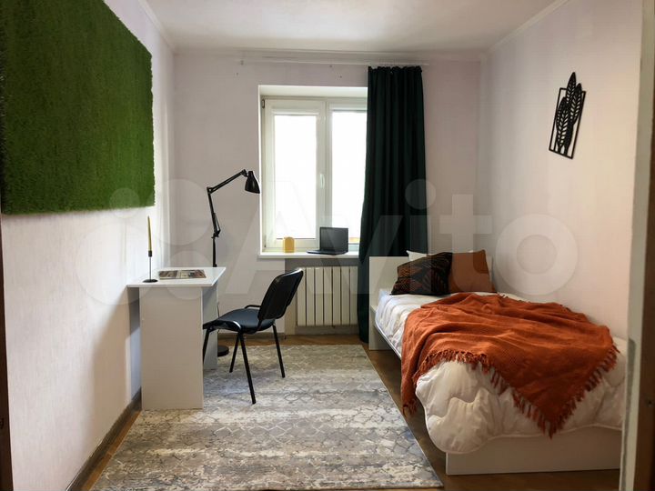 Комната 15 м² в 4-к., 2/9 эт.