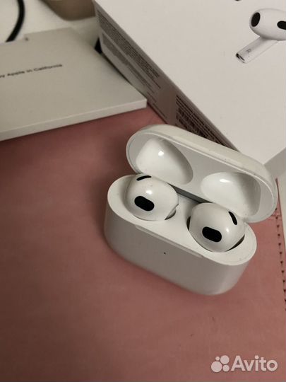 Беспроводные наушники apple airpods 3