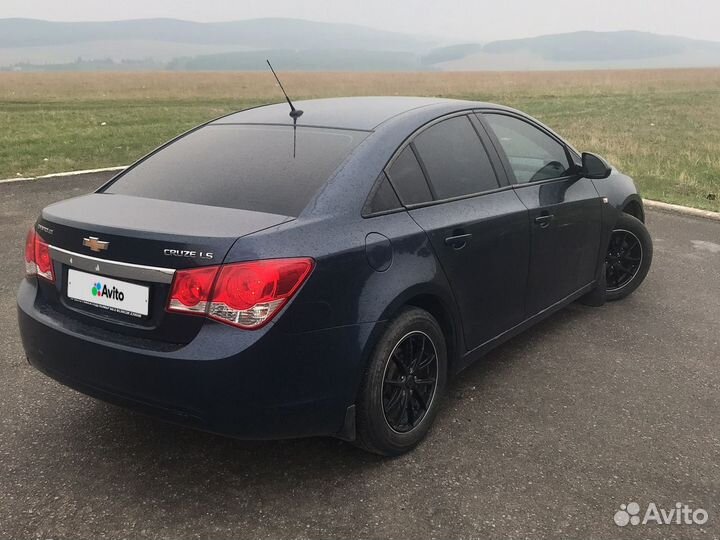 Chevrolet Cruze 1.6 МТ, 2011, 247 000 км