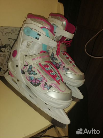 Продам развижные коньки для девочки